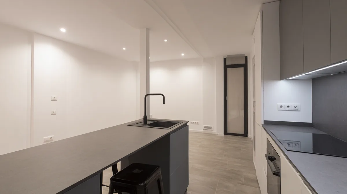 Reforma integral — Piso sin tocar desde los años 80